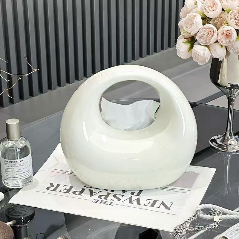 Internet-famous high-appearancy-level tissue box, household tissue box, decorative item, high-end living room tissue box, high-end light luxury ceramic cute tissue box, household napkin box Application Scenario