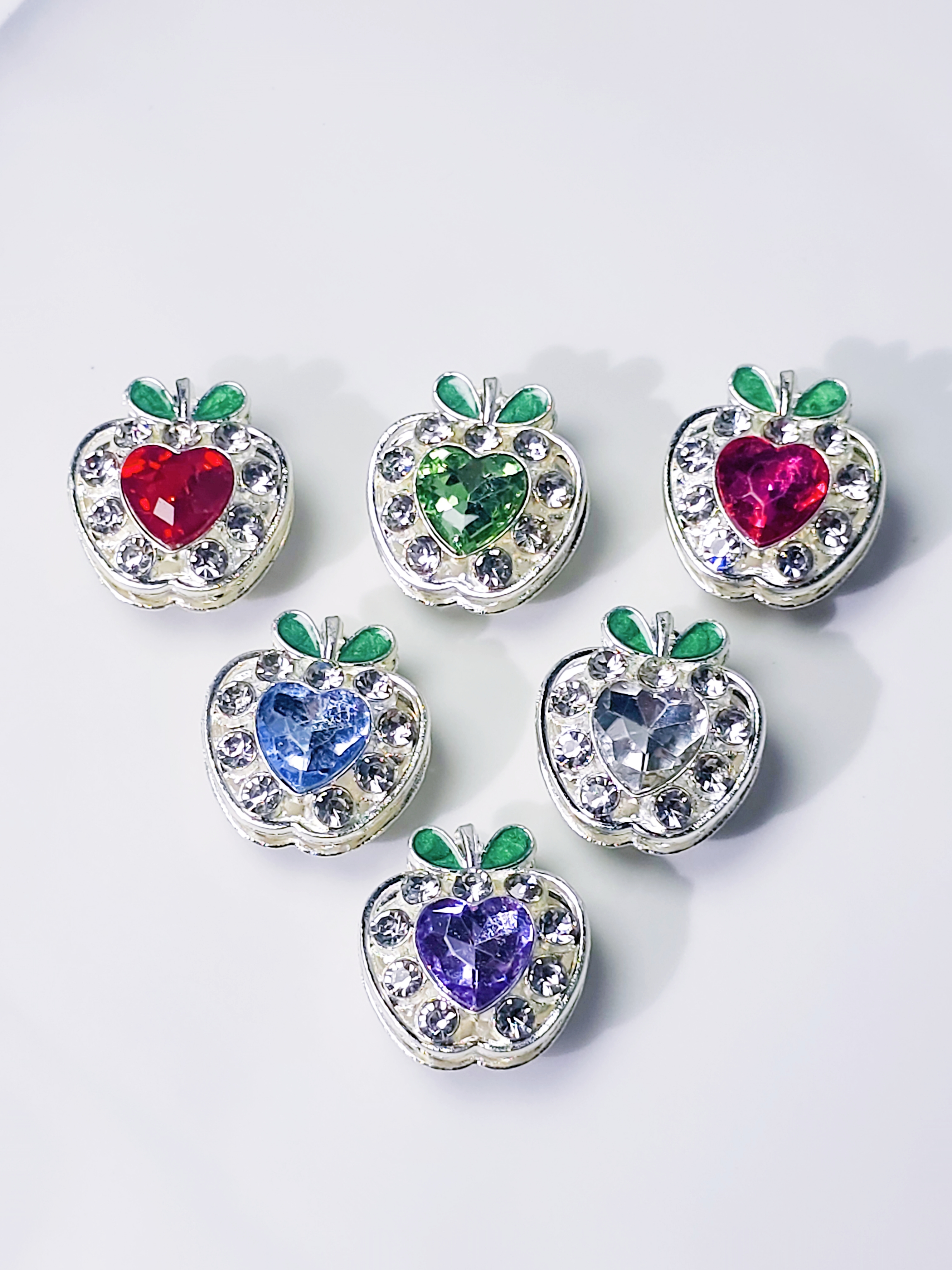 Alloy jewelry accessories diy accessories mobile phone chain accessories Apple shape details Picture