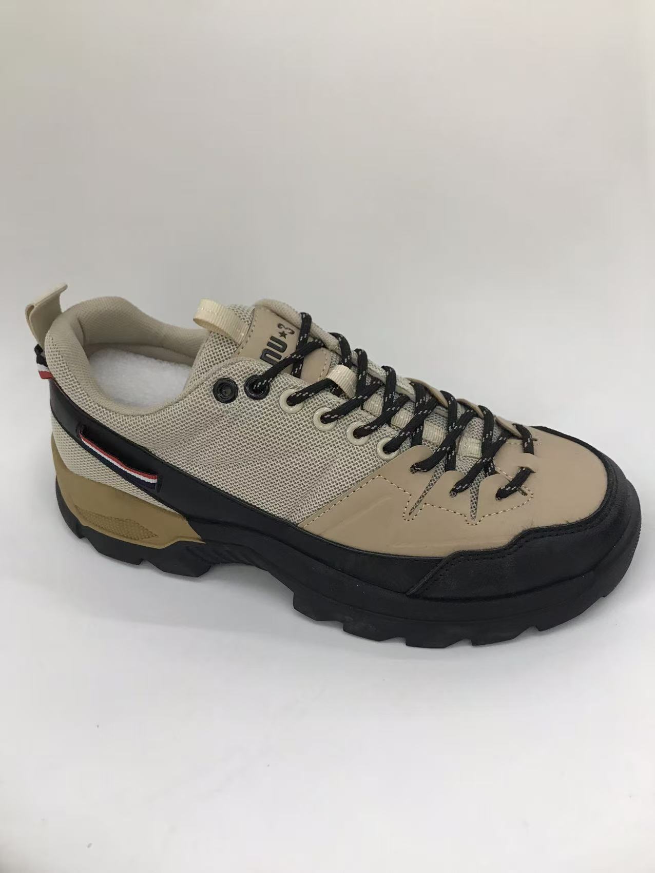 Men's autumn and winter outdoor wear-resistant and breathable hiking sports shoes are comfortable and durable Specification drawing