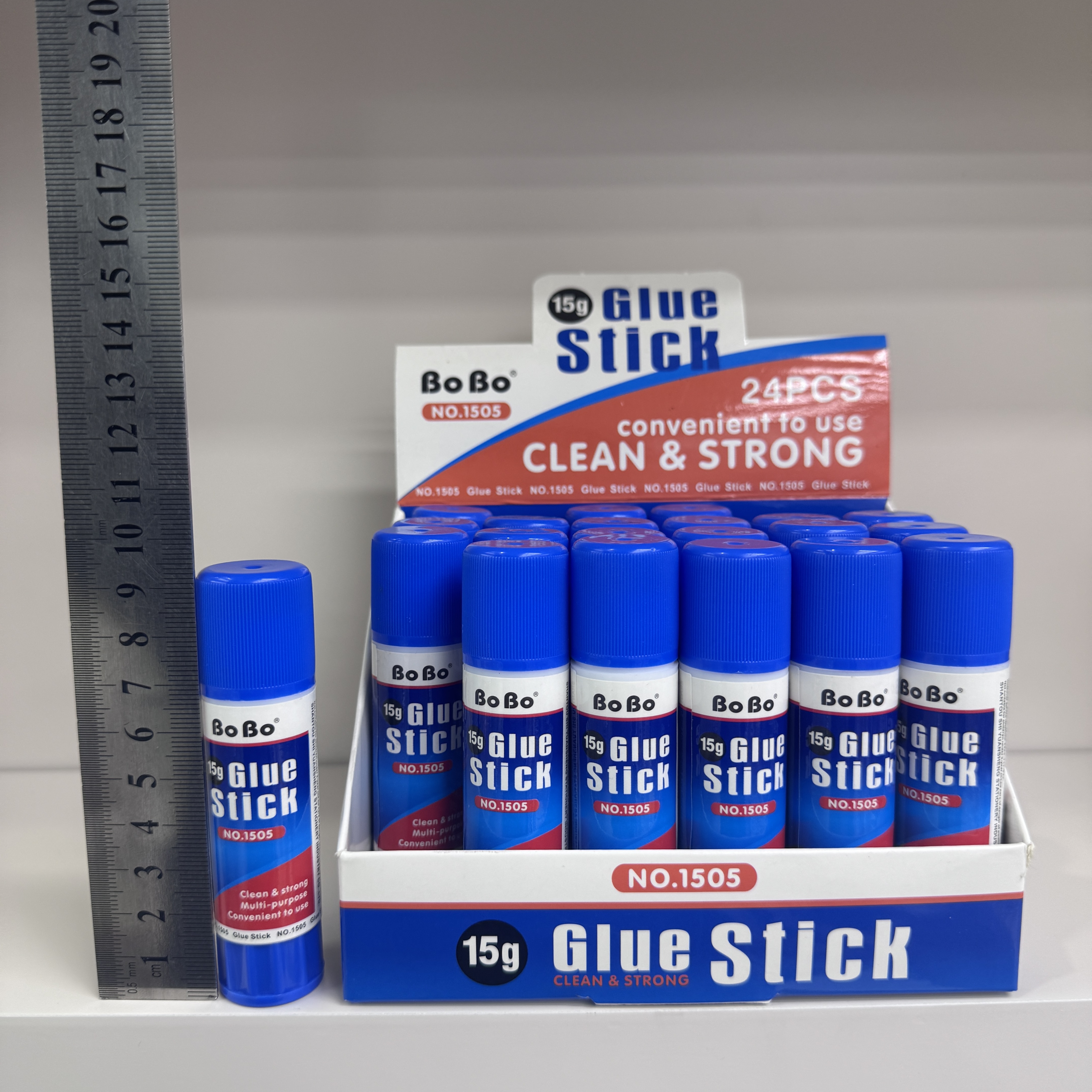 English Version NO.1505 PVA Solid Adhesive 15g, student-specific eco-friendly solid adhesive, quick bonding, easy to use, odorless, and free of formaldehyde Item Picture