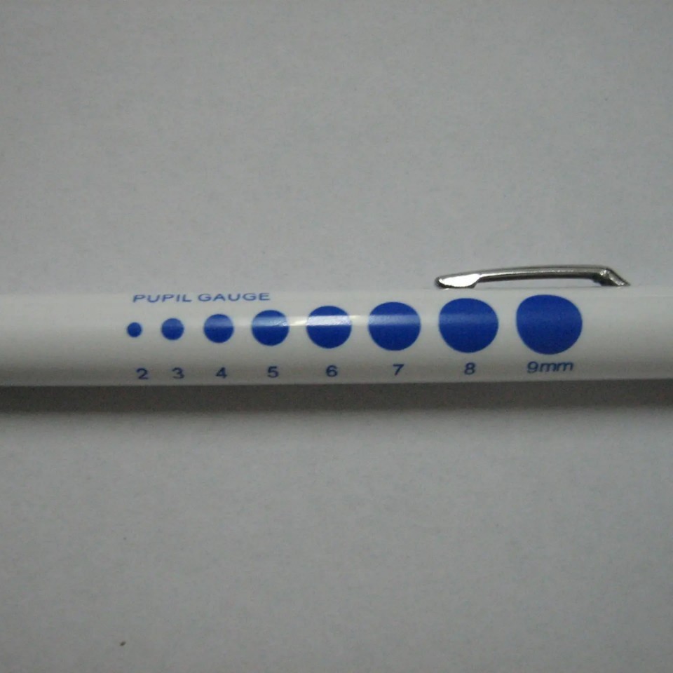 LED medical pen light, pupil pen light, disposable pupil detection pen, home yellow light flashlight details Picture