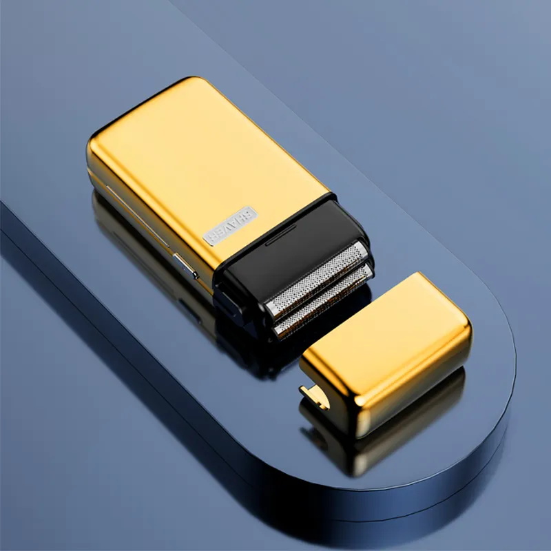 定制专业往复式迷你剃须刀KM-8701厂家价格干湿两用便携式迷你男士电动剃须刀白底实物图