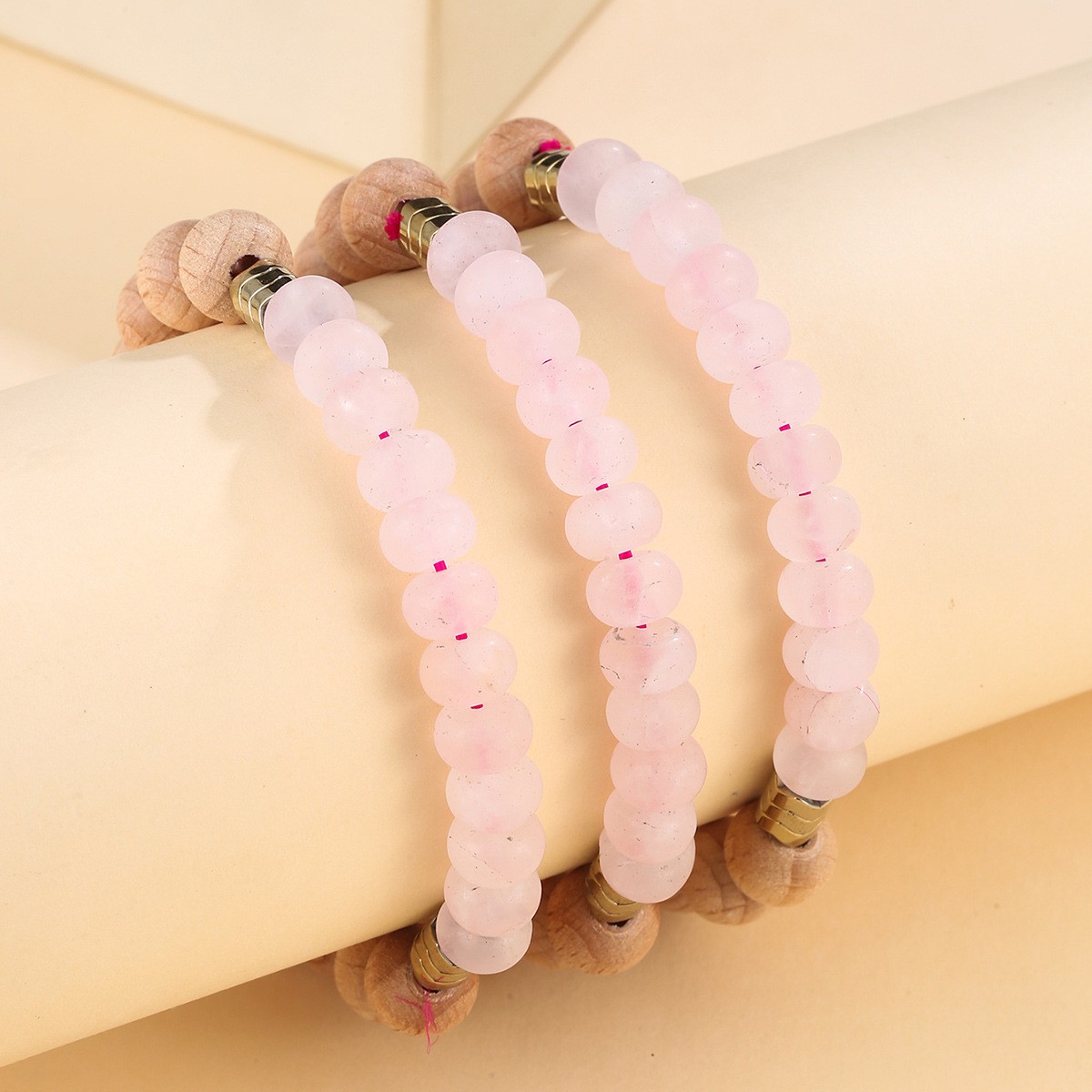 Forest-style cultural play bracelet, stacked beech wood spliced colored stone handcrafted beaded bracelet set, stacked bracelet, handcrafted Application Scenario