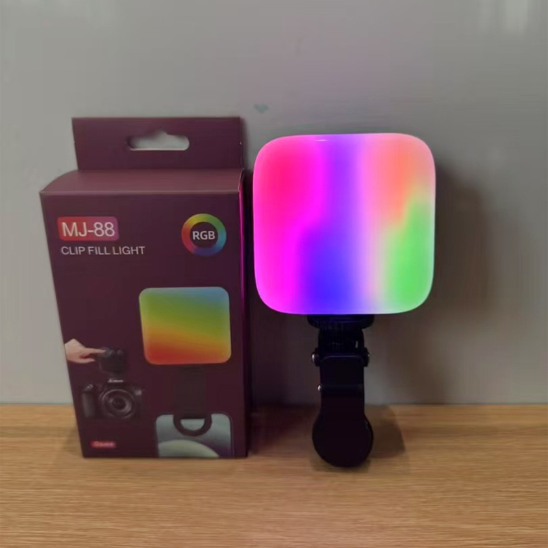 Pocket light, mini photo clip light, mobile phone fill light, ambient lighting, portable photography, outdoor portable tofu light details Picture