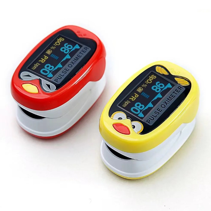 Children's blood oxygen meter charging finger clip, pulse blood oxygen saturation monitoring and monitoring, heart rate blood oxygen meter oximeter