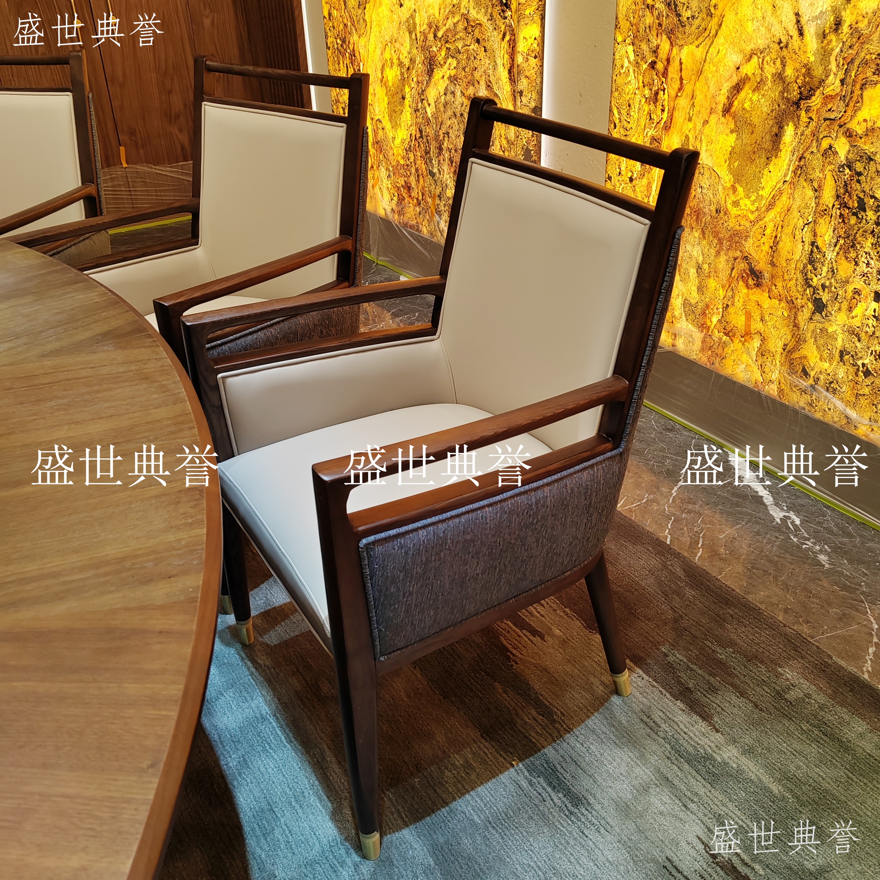 巴中国际酒店实木电动餐桌椅星级宾馆商务接待实木餐椅新中式椅子