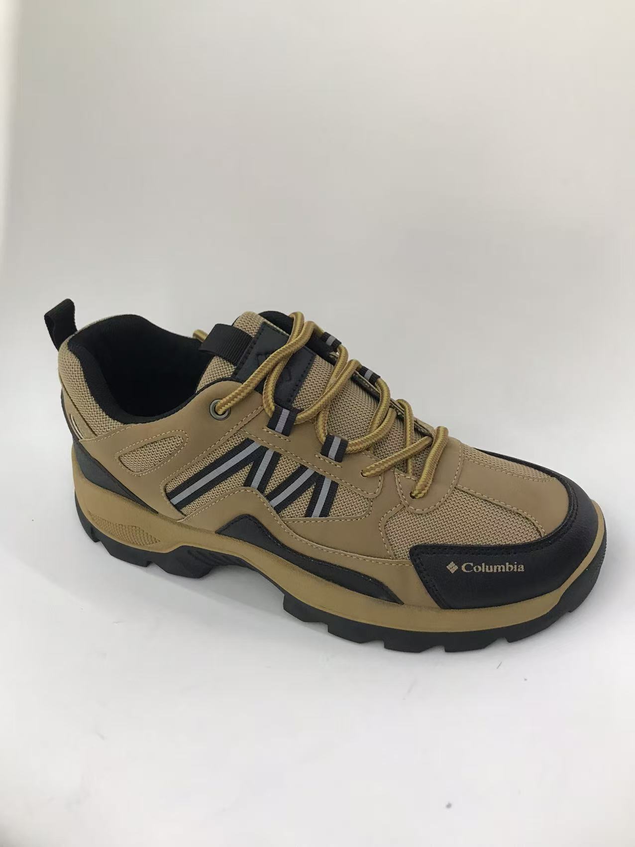 Men's hiking shoes for autumn and winter outdoor wear resistance, breathability, hiking sports shoes are comfortable and durable full figure