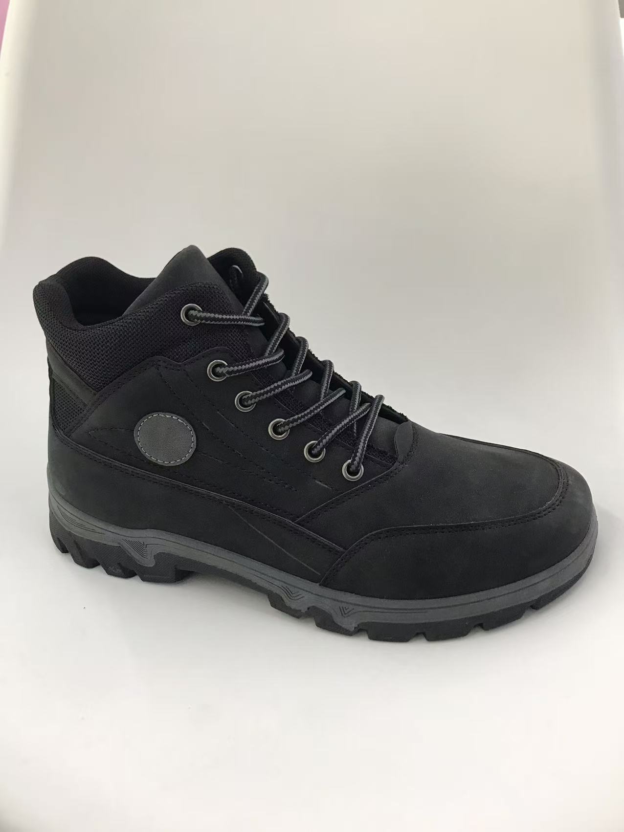 Men's autumn and winter hiking shoes are lightweight and durable thumbnail