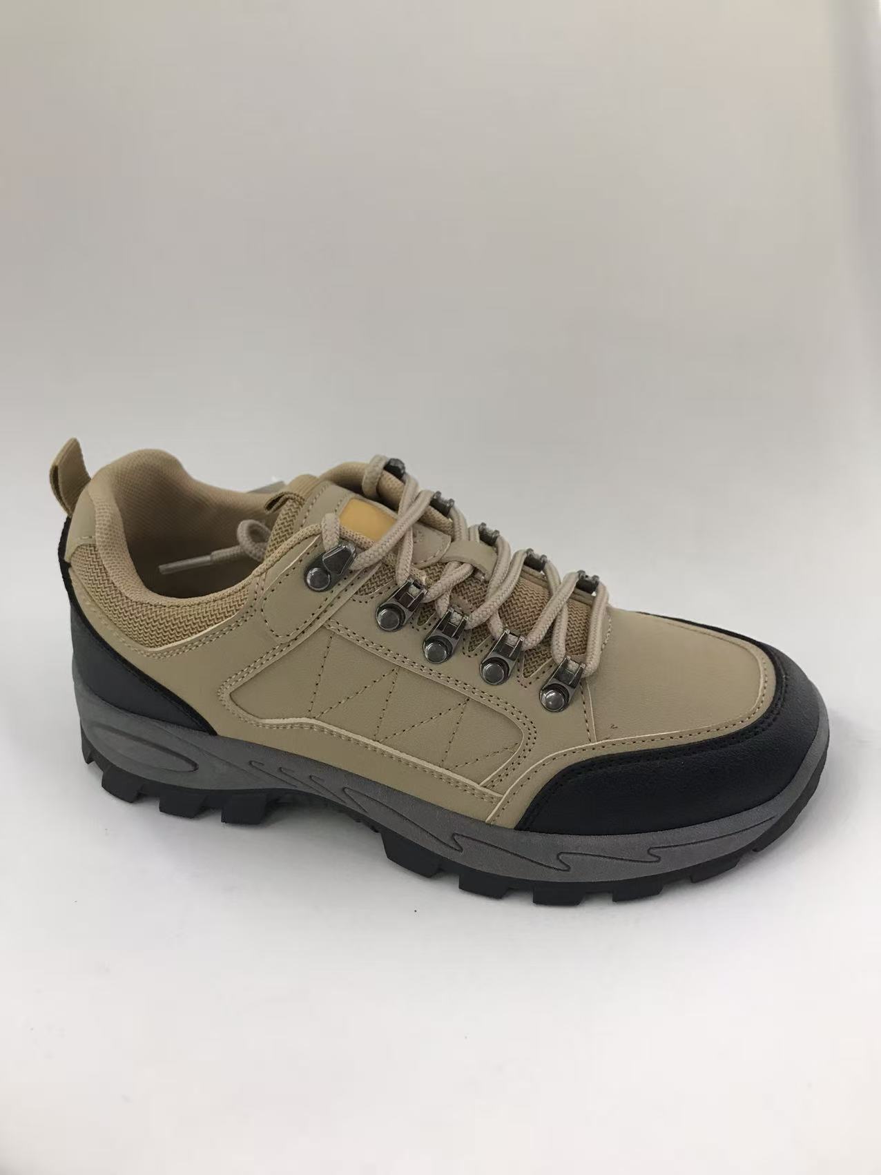 Women's hiking shoes for autumn and winter are comfortable and durable thumbnail