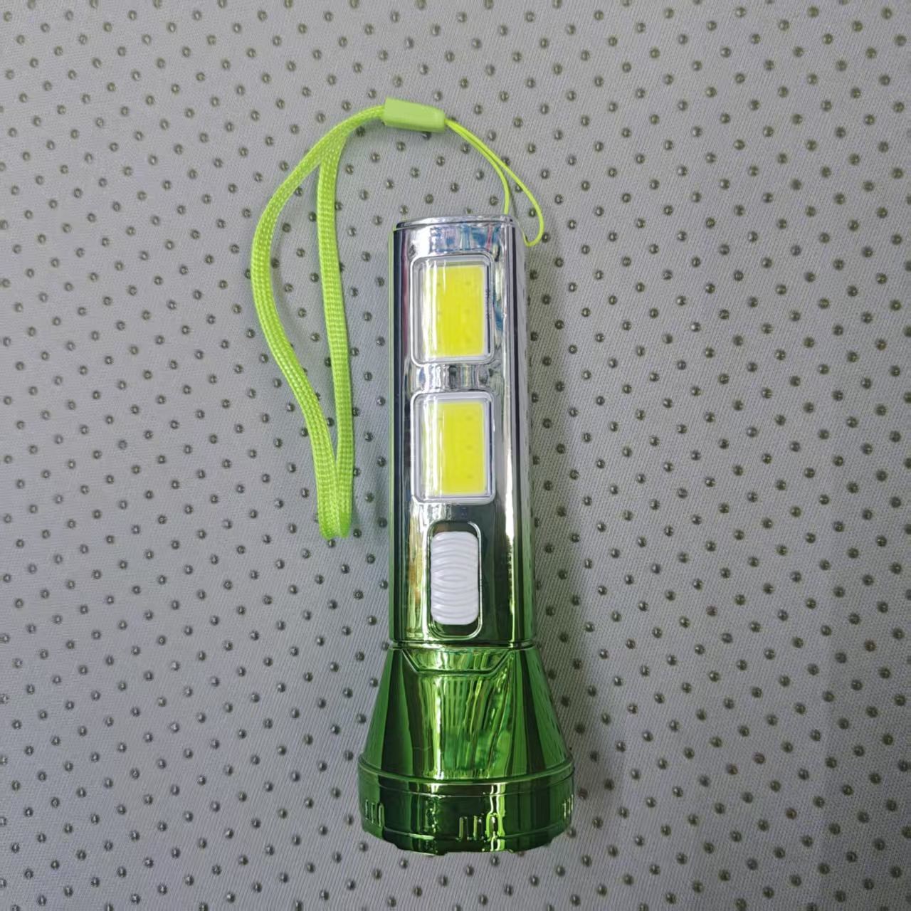 Solar charging flashlight, hand-held push switch, flashlight, multi-functional portable lighting manufacturer wholesale pic 1