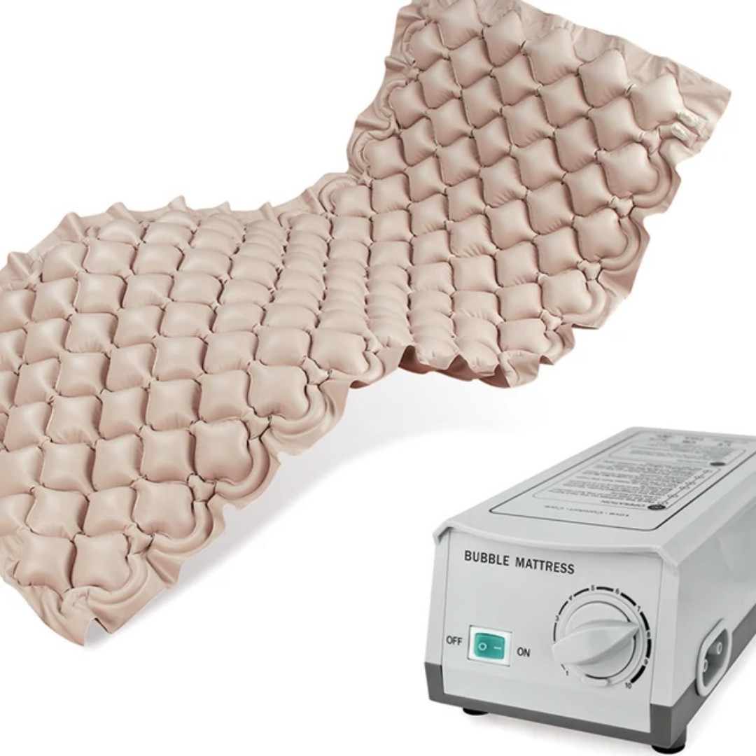 家用老人防褥疮气垫床 充气床垫 球形气垫床白底实物图