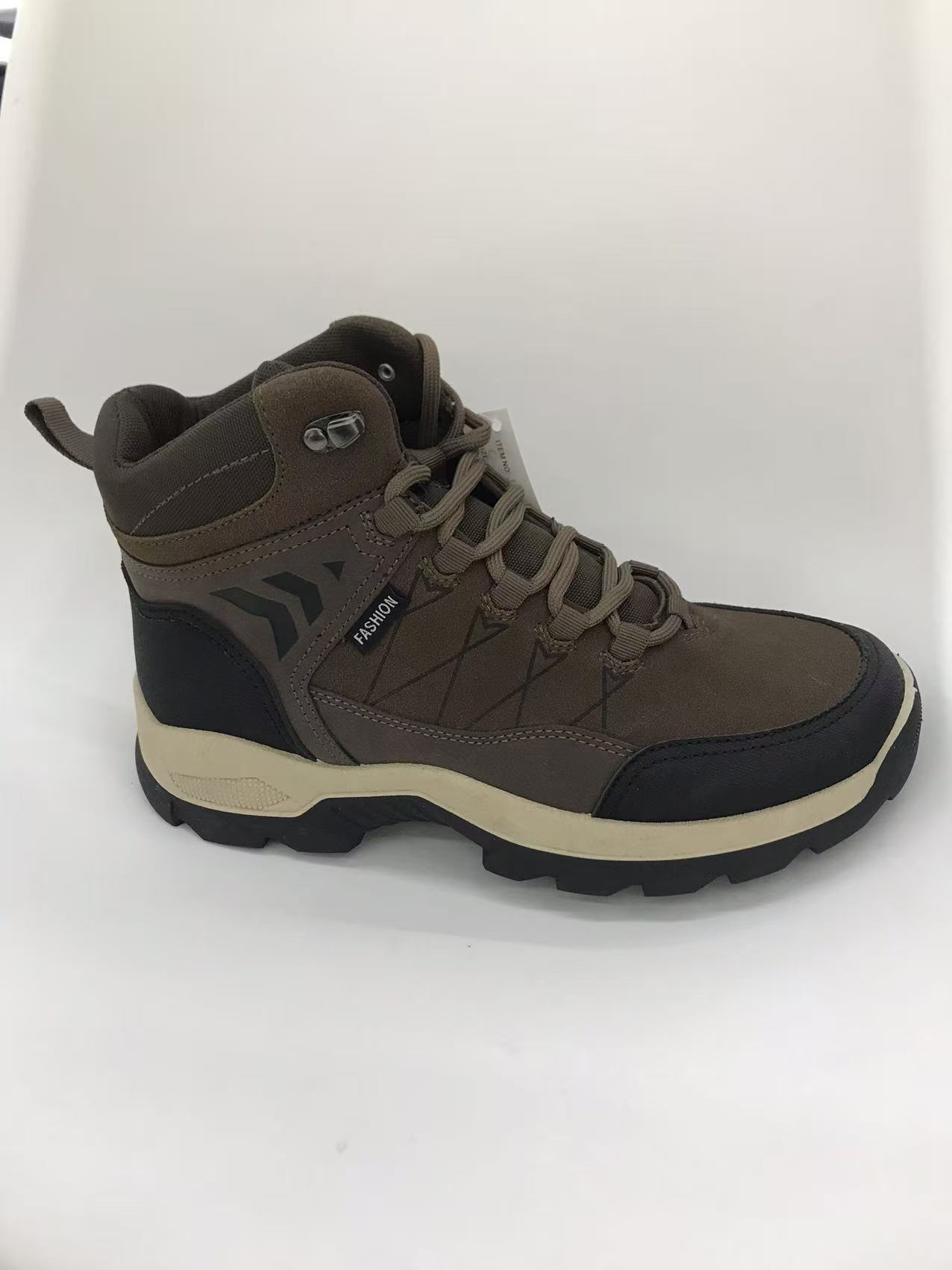 Men's outdoor hiking shoes for autumn and winter are comfortable and durable full figure