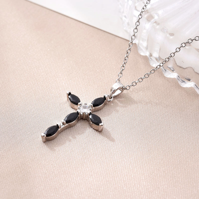 New copper-plated real gold cross necklace accessory for cross-border trade in Europe and America, simple pendant, trendy and niche design in Europe and America, versatile, set with zircon details Picture