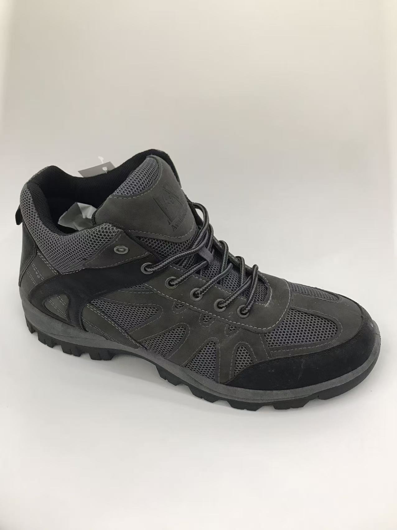 Men's autumn and winter hiking shoes are lightweight, breathable, comfortable and durable full figure