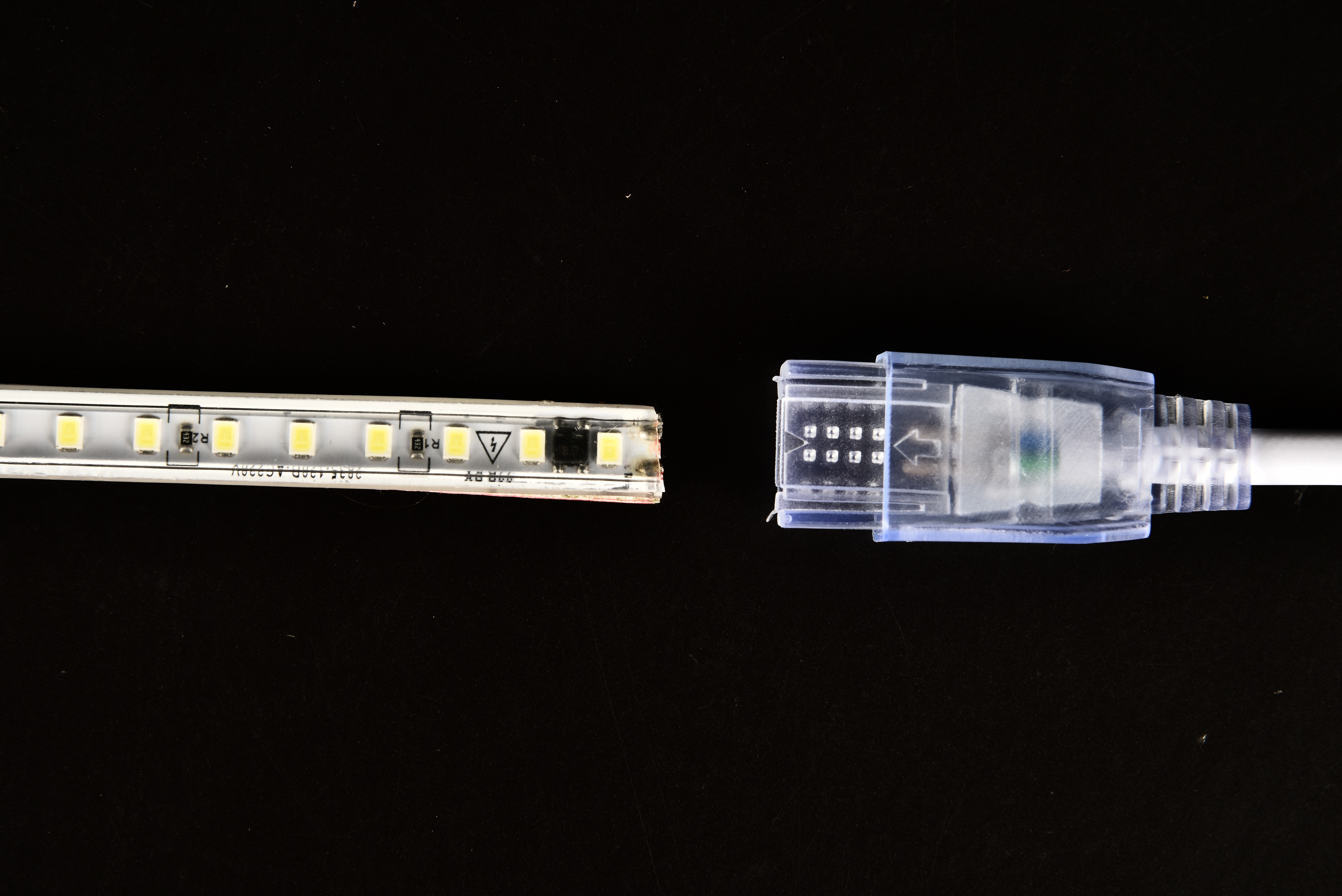 灯带/led灯带/led带灯/双眼皮线形灯/圣诞节装饰白底实物图