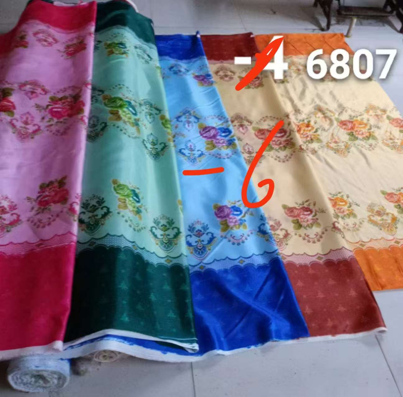 印花窗帘，价格便宜，花型多，颜色混装，详情图6