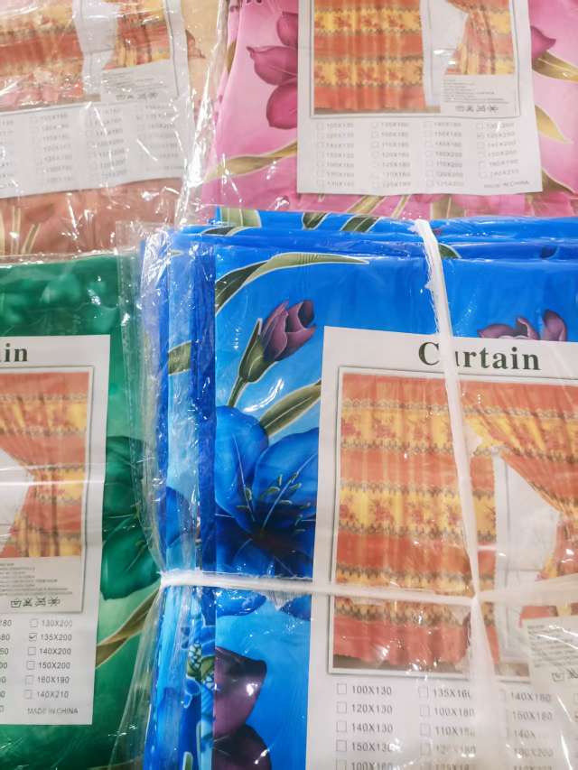 印花窗帘，价格便宜，花型多，颜色混装，详情图5