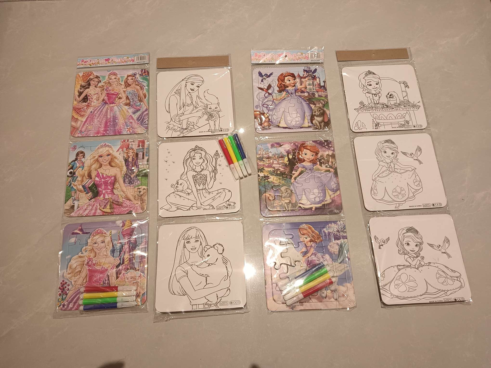 三连填色拼图涂涂画画陪伴儿童节快乐成长玩具产品图