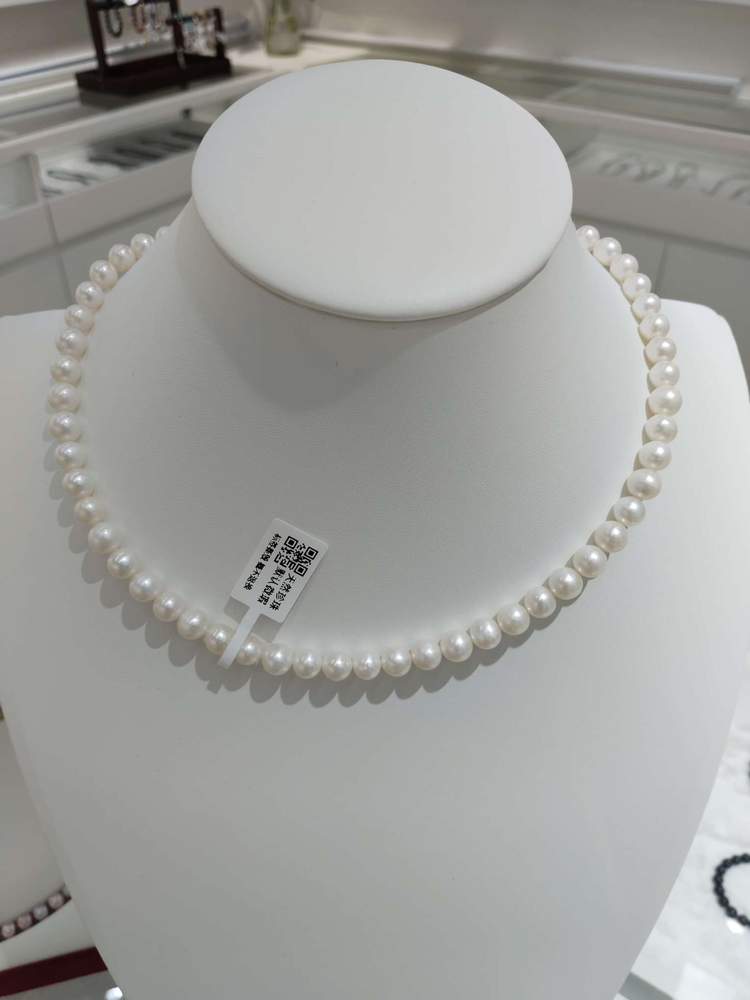 纯白正圆淡水无核珍珠