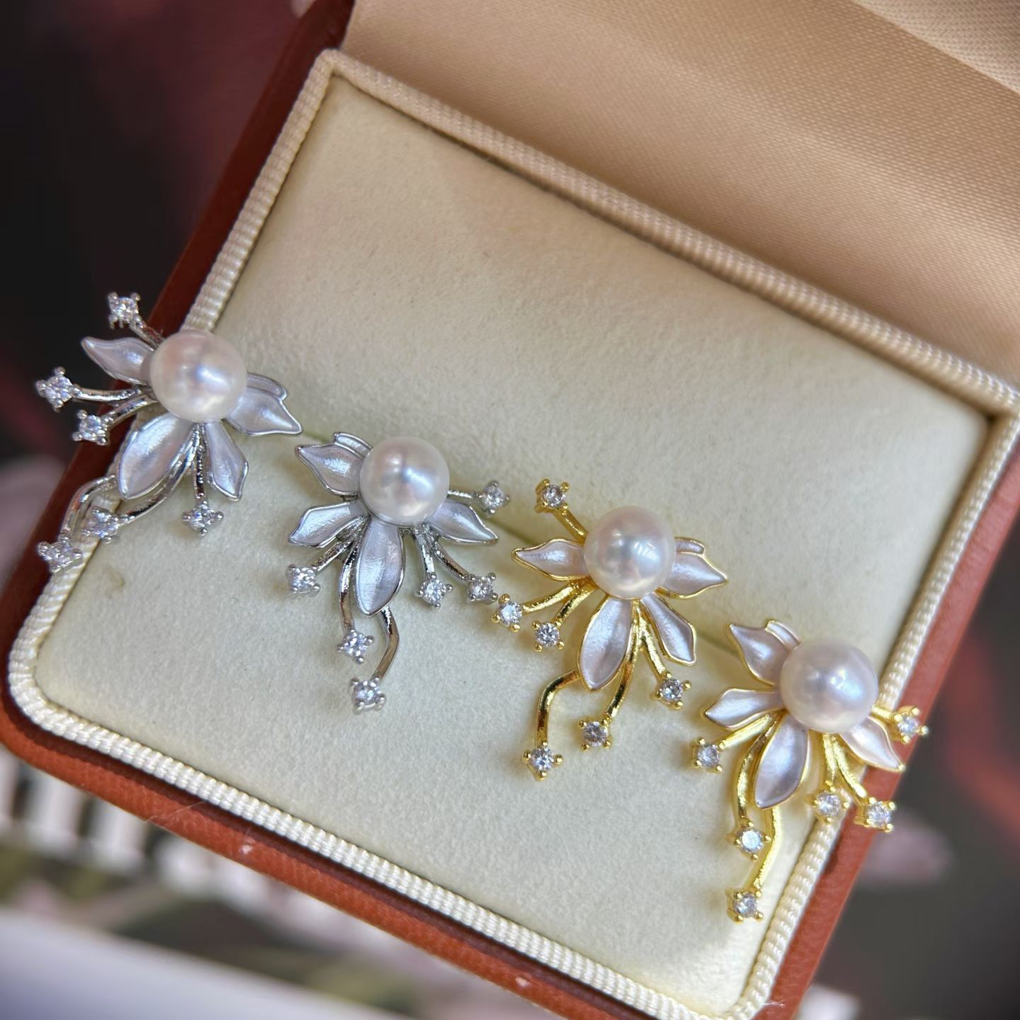 French design oil-dripping ylang-ylang flower natural freshwater pearl stud earrings, women's fashionable and niche pearl earrings necklace, pearl necklace jewelry