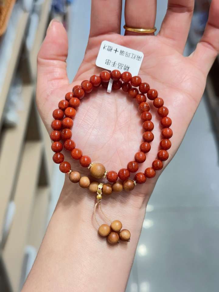 06南红玛瑙➕檀木两圈