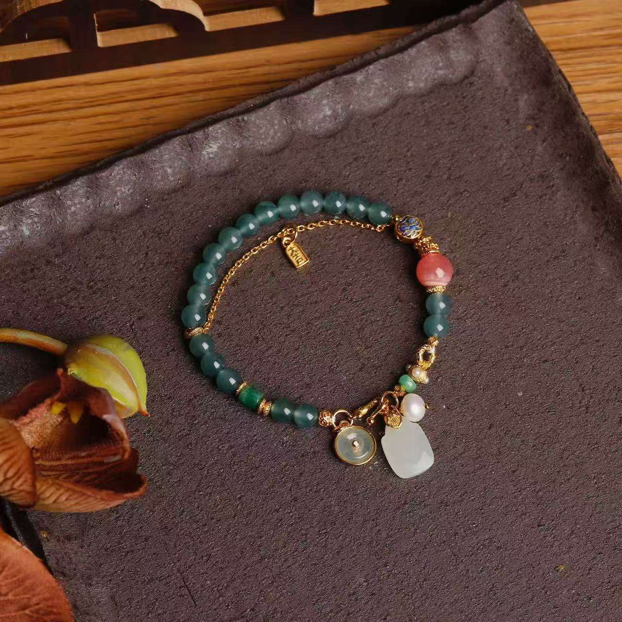 道毅珠宝天然蓝水翡翠A平安扣镶银和田白玉无事牌红纹石珍珠