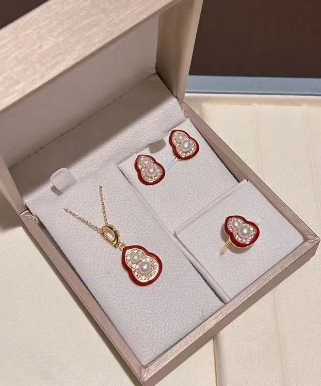 New 2025 bestseller micro-inlay gourd pearl stud earrings for women's New Year, a niche and high-end red festive earrings necklace, pearl necklace jewelry