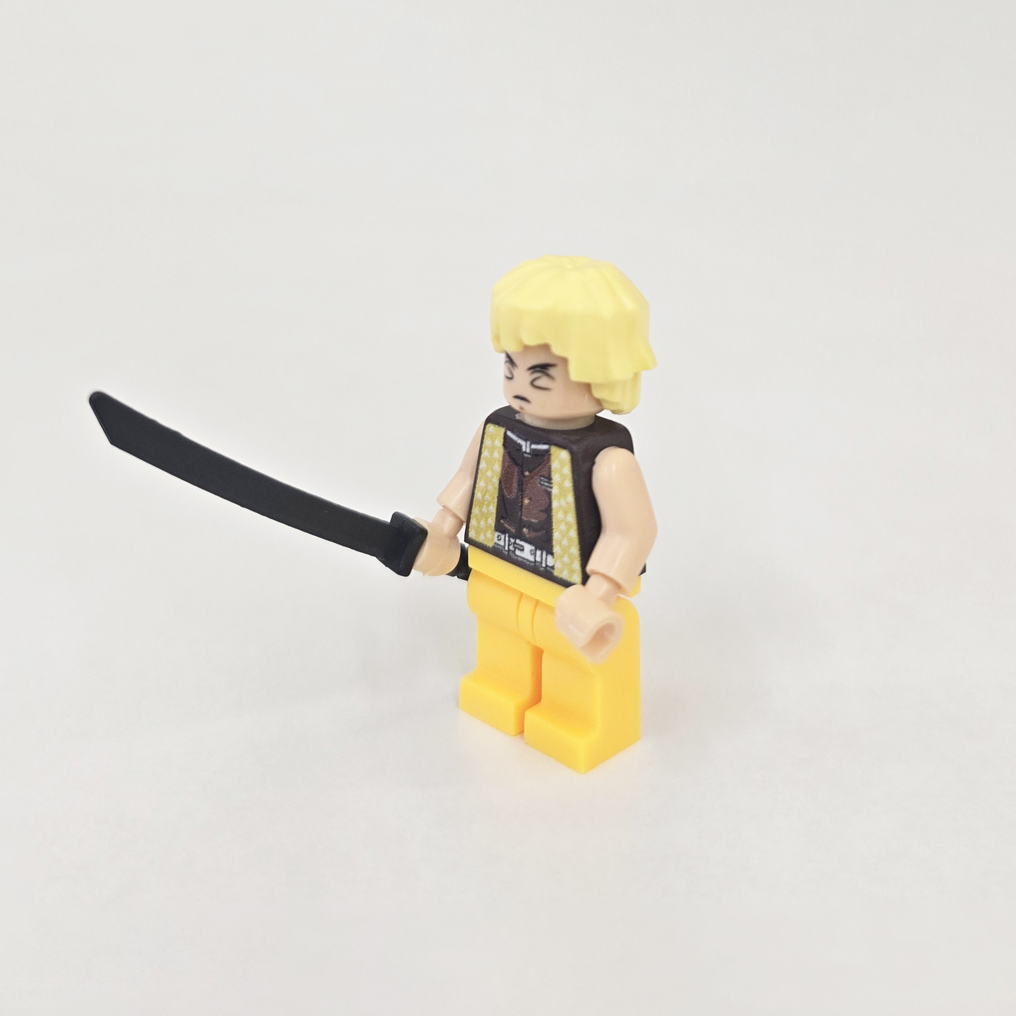 Demon Slayer MiniFigure building blocks compatible with LEGO children's educational toys, factory export wholesale Ninja with weapon Demon Slayer, 1 yuan 20 pieces, Minifigure Application Scenario