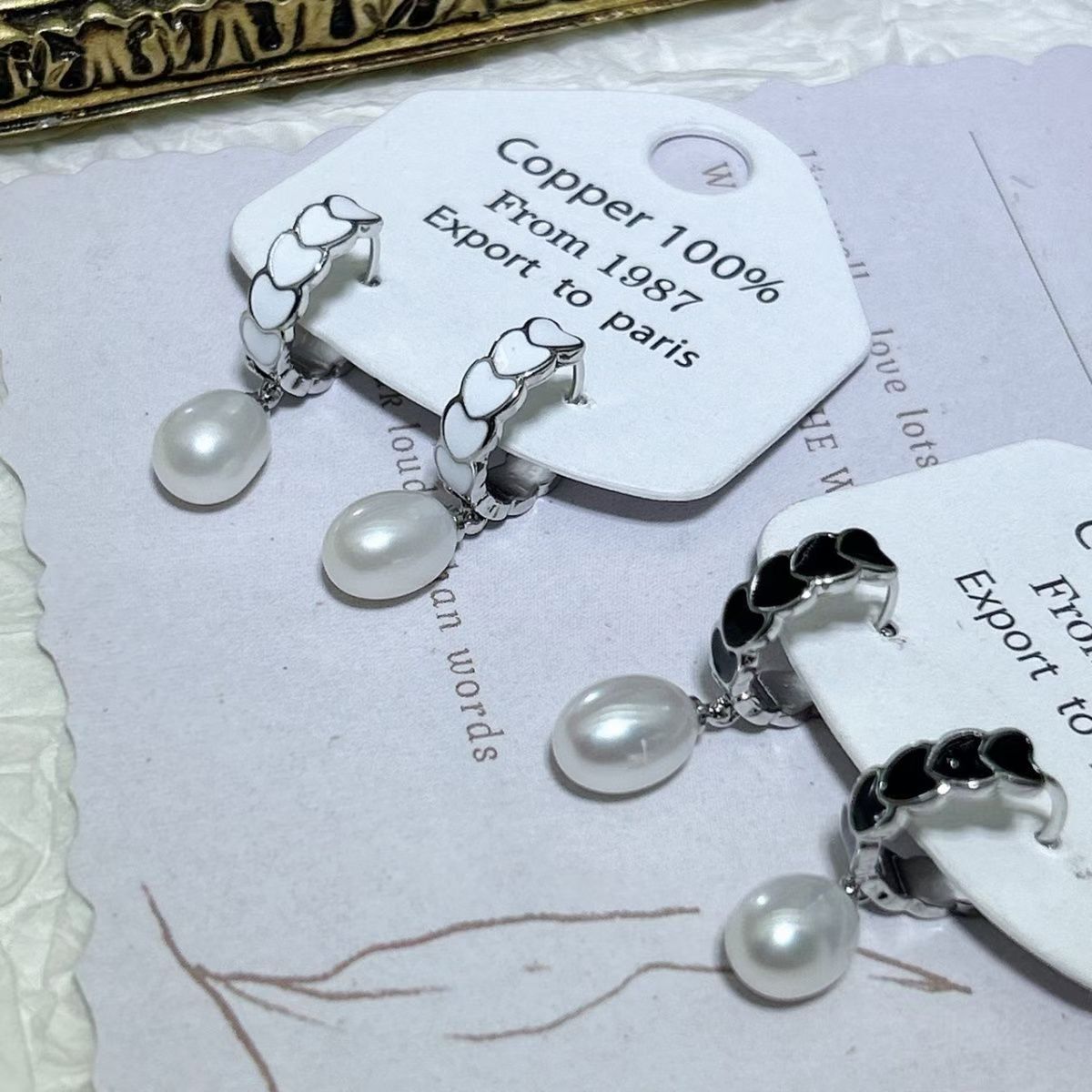 Korean Dongdaemun wheat-style earrings, niche fabric chain-wound stud earrings, personalized internet-famous earrings, glazed earrings, pearl necklace jewelry detail image 2