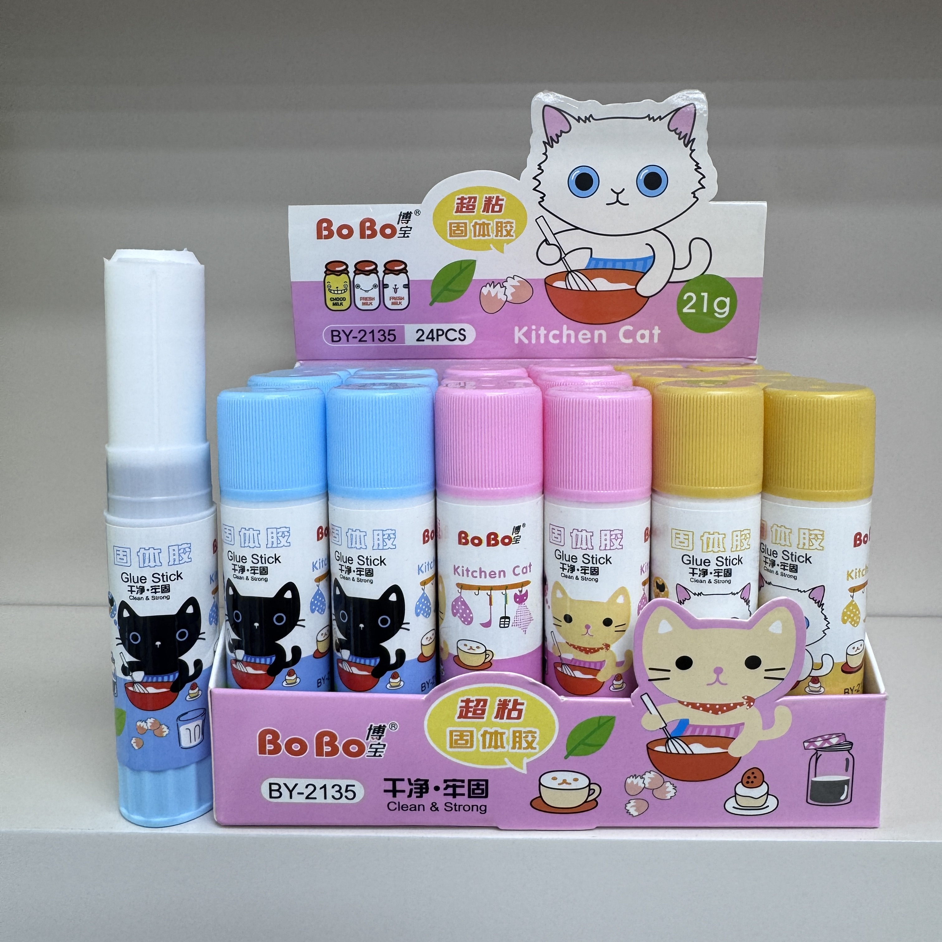 BY-2135 PVA Solid Adhesive 21g, a special eco-friendly solid adhesive for students, is fast and easy to bond, odorless and free of formaldehyde Application Scenario