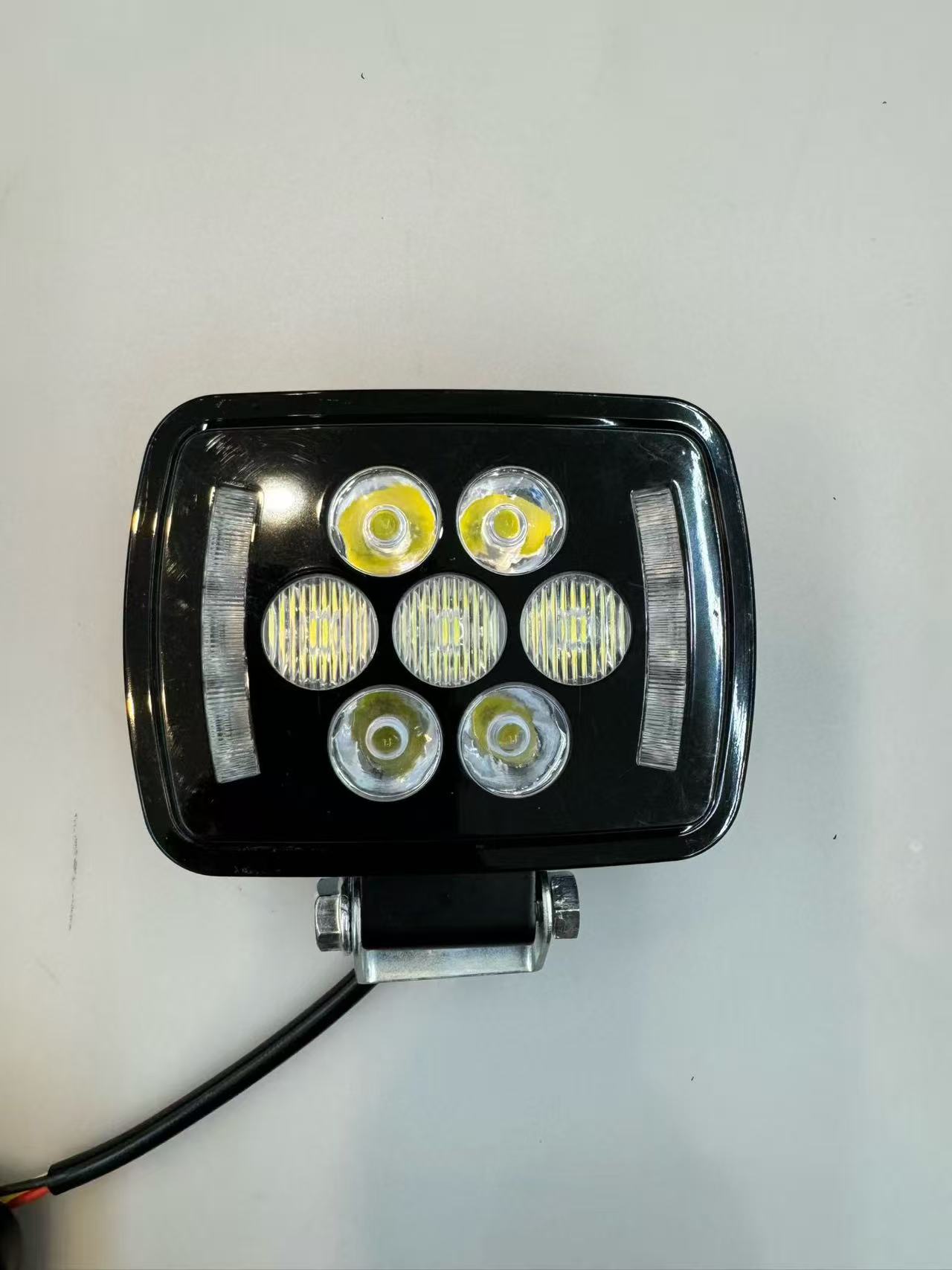 24V欧卡车货车改led7寸X型探照灯天使眼日行灯远光近光灯喇叭灯详情5