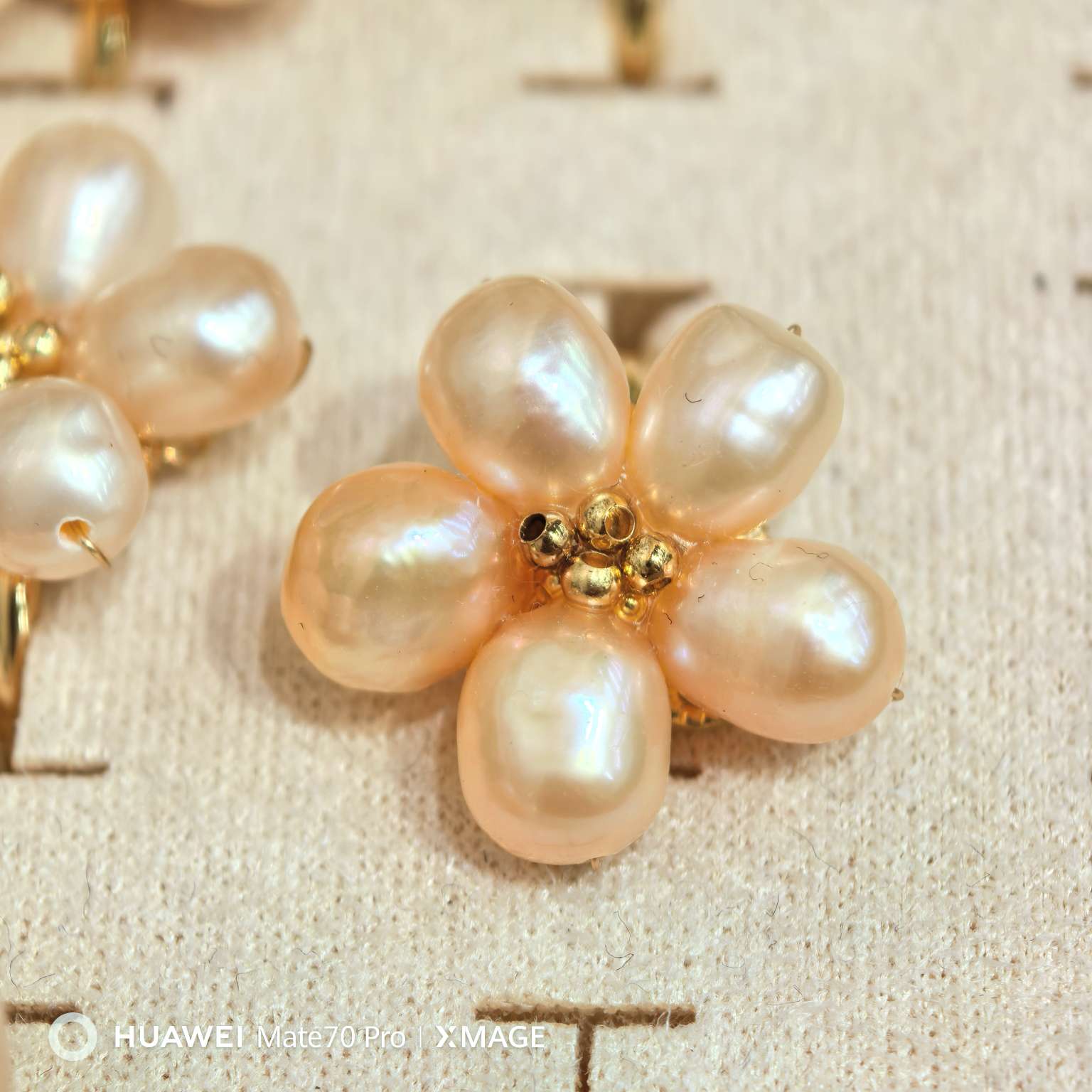 Natural true pearl, crystal, jade, flower, Baroque pearl, retro five-petal flower, elegant and versatile jewelry, pearl necklace detail image 2