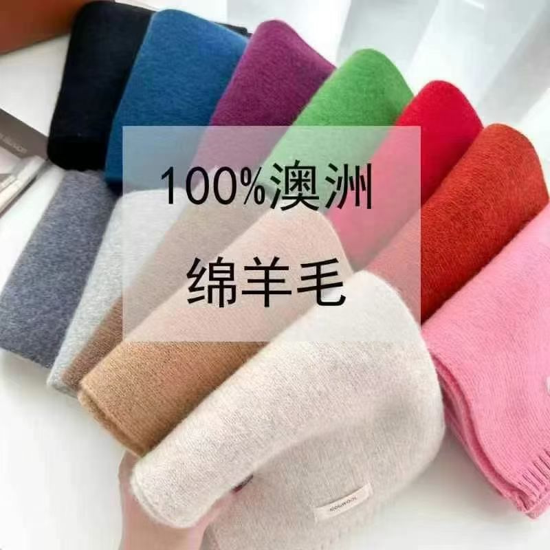100% wool scarf Item Picture
