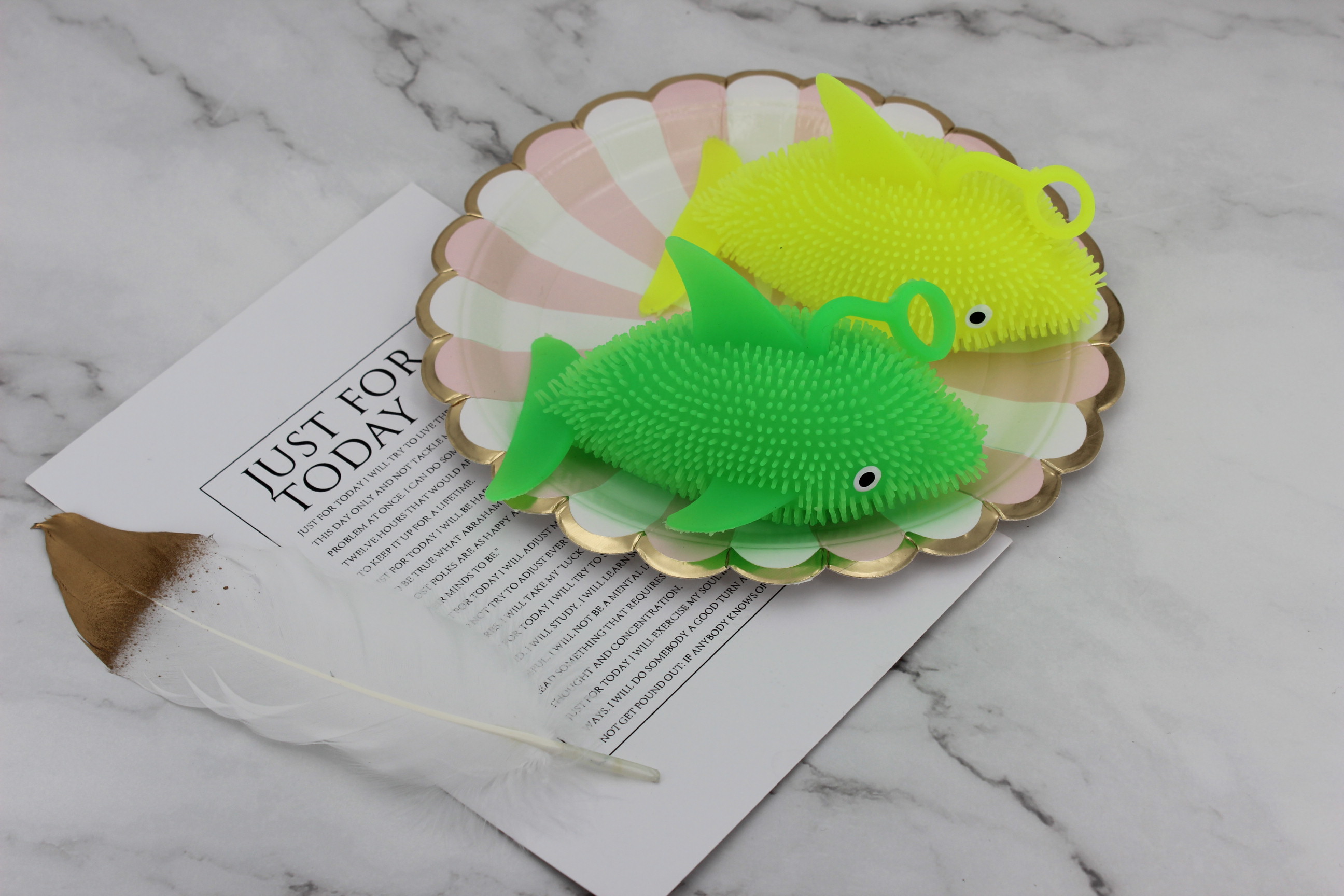 Children's squeezing toy magic tool, Hairy Shark, hairy ball bestseller, factory direct sales Application Scenario