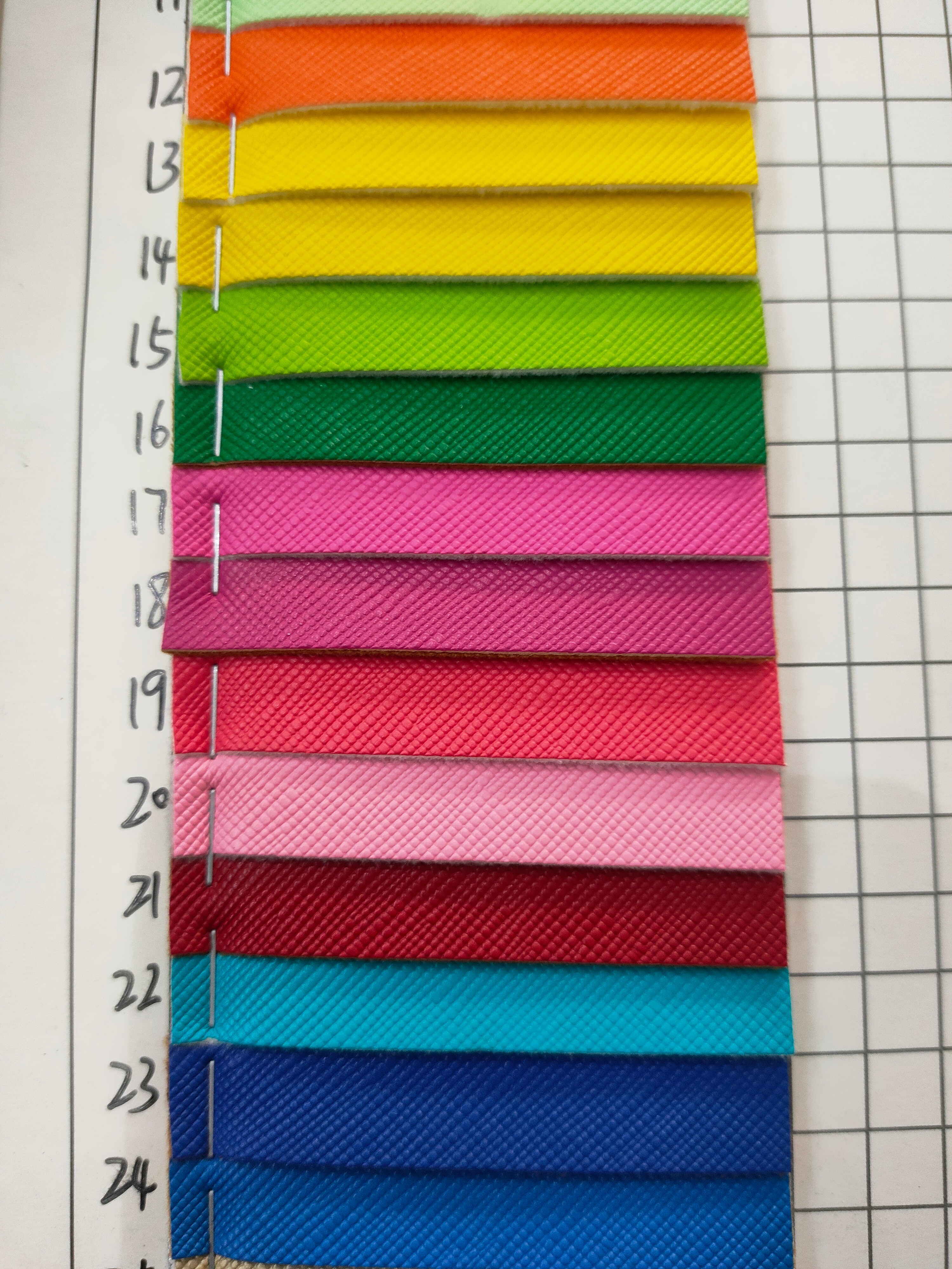 1.0 cotton-like fleece cross pattern is suitable for luggage, home furnishings, clothing accessories and seat cushions Application Scenario