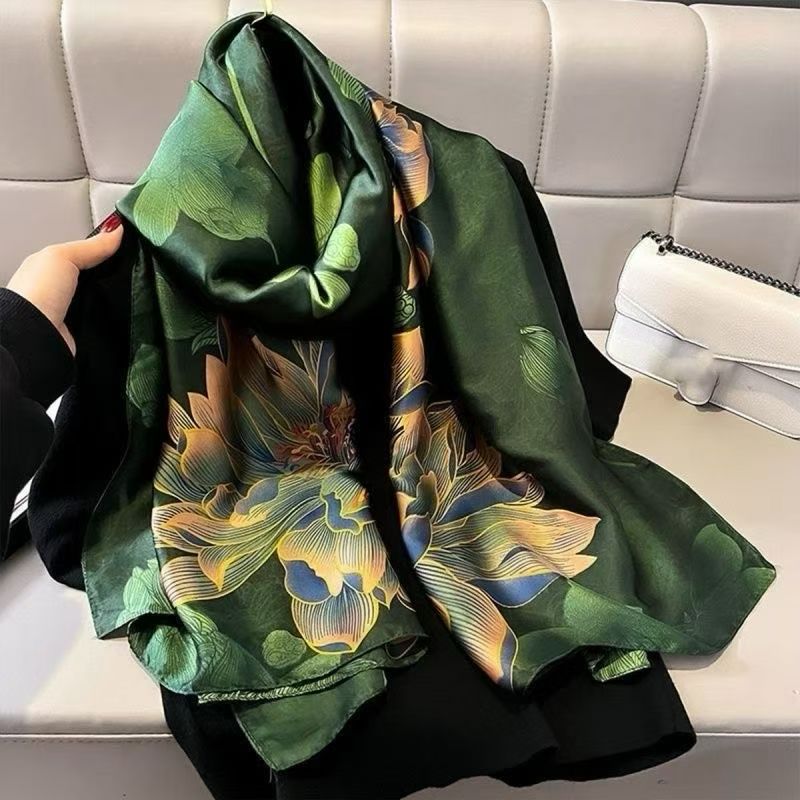 Faux silk long scarves, in multiple styles and colors, with a large quantity of silk scarves in stock Application Scenario