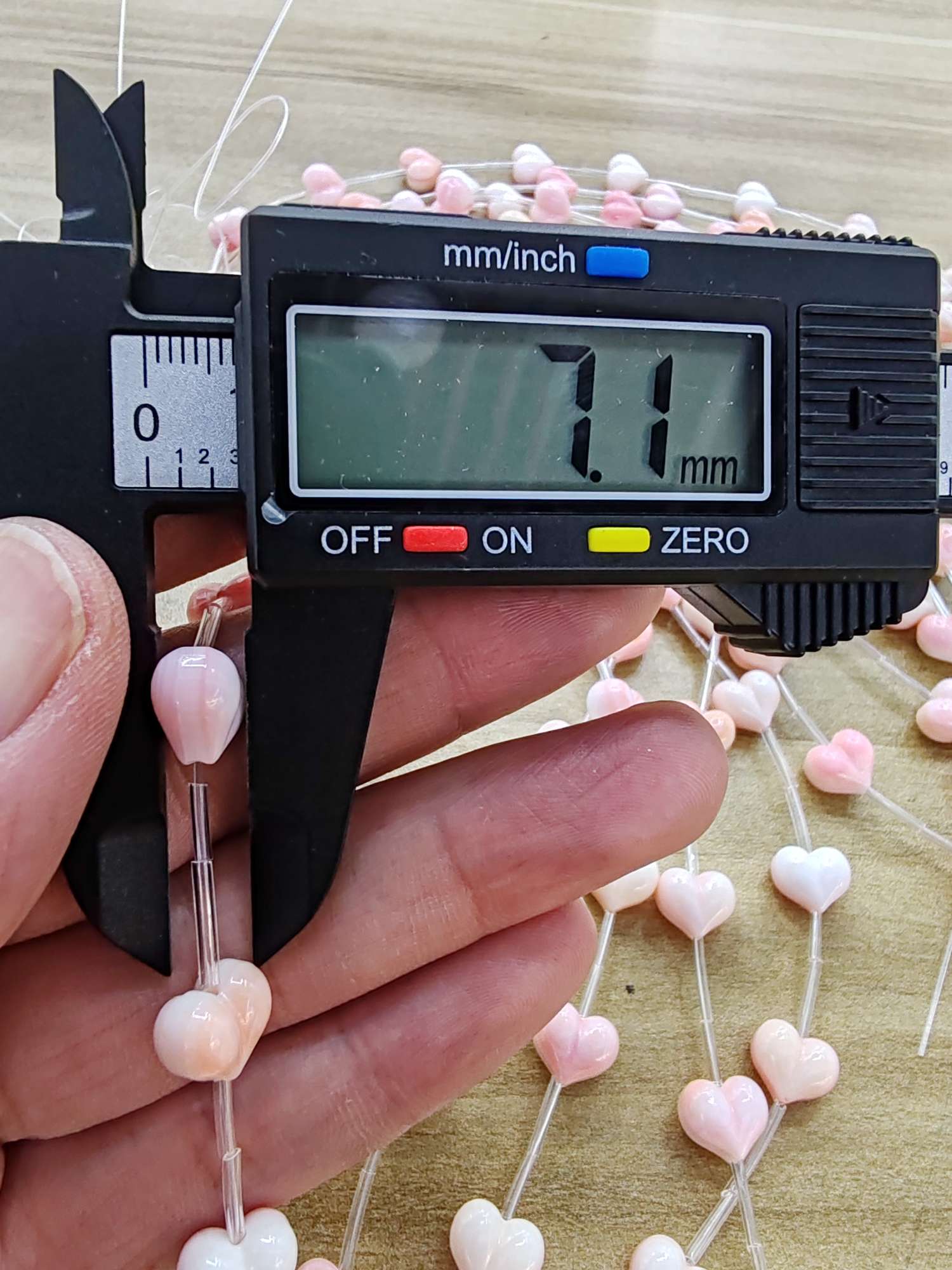 天然贝壳DIY雕刻女皇贝胭脂螺项链吊坠爱心手链耳环配件diy配件白底实物图