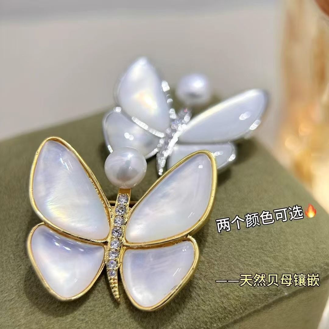 Elegant and refined butterfly brooch for women, high-end and luxurious, suitable for overcoats, brooch pins, corsage to secure clothes, anti-exposure lapel brooch, peach brooch detail image 7