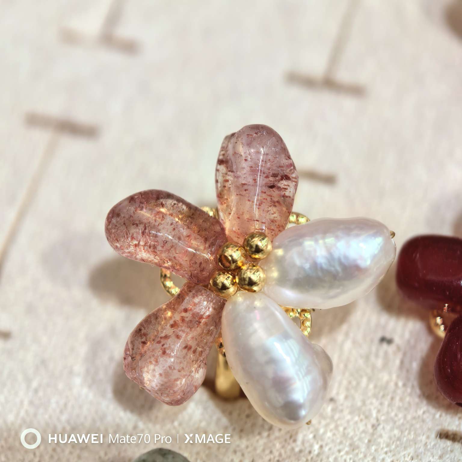 Natural true pearl, crystal, jade, flower, Baroque pearl, retro five-petal flower, elegant and versatile jewelry, pearl necklace detail image 4