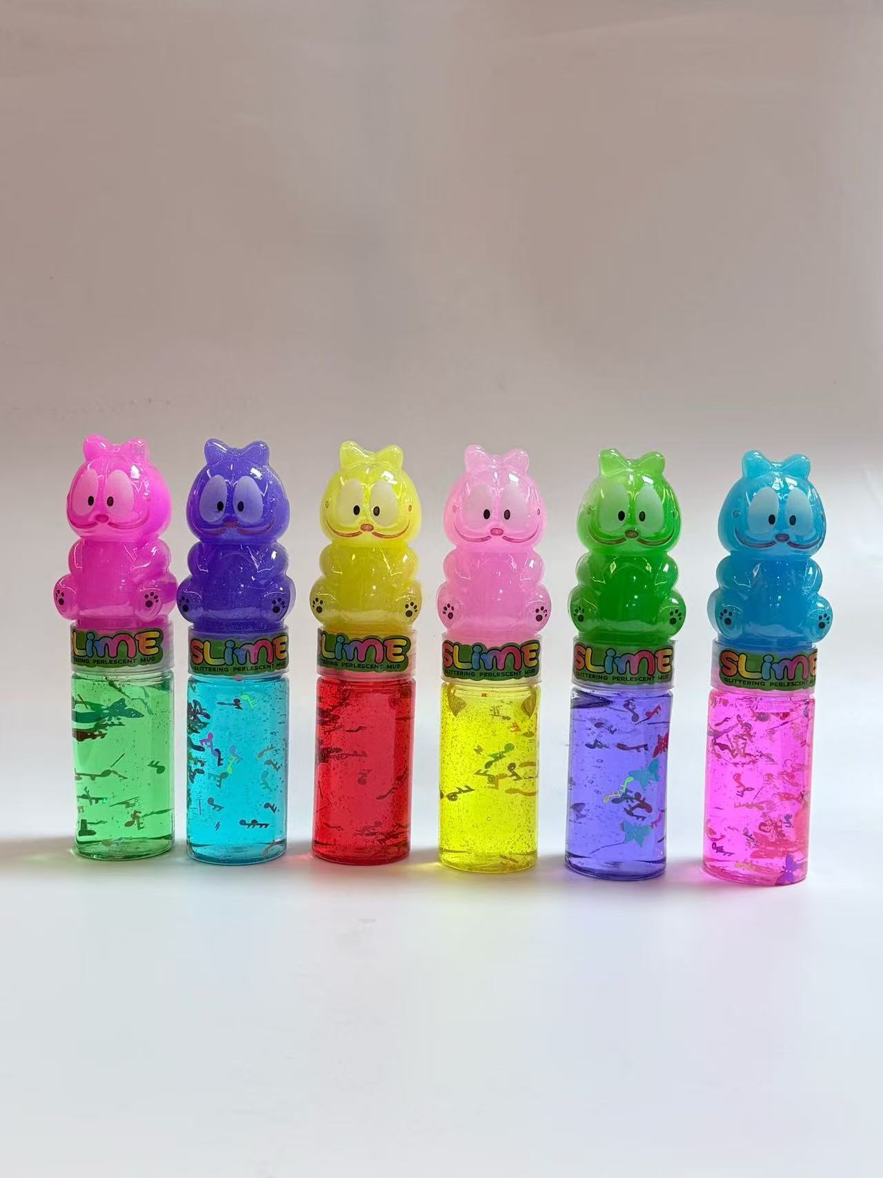 slime Toy Slime Clay for relieving stress, pinching fingers and relaxing fun toys, suitable for children and adults 4 Application Scenario