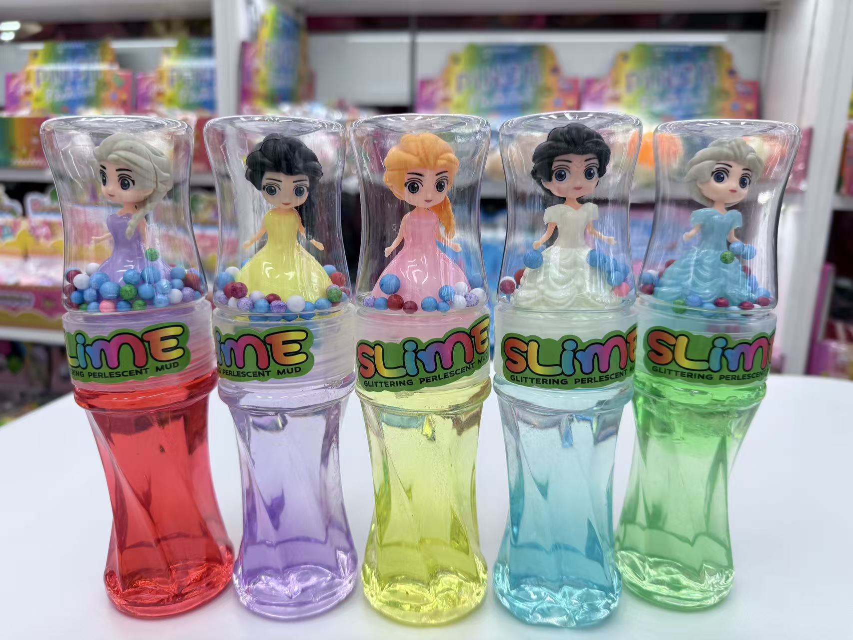 娃娃公仔实物图