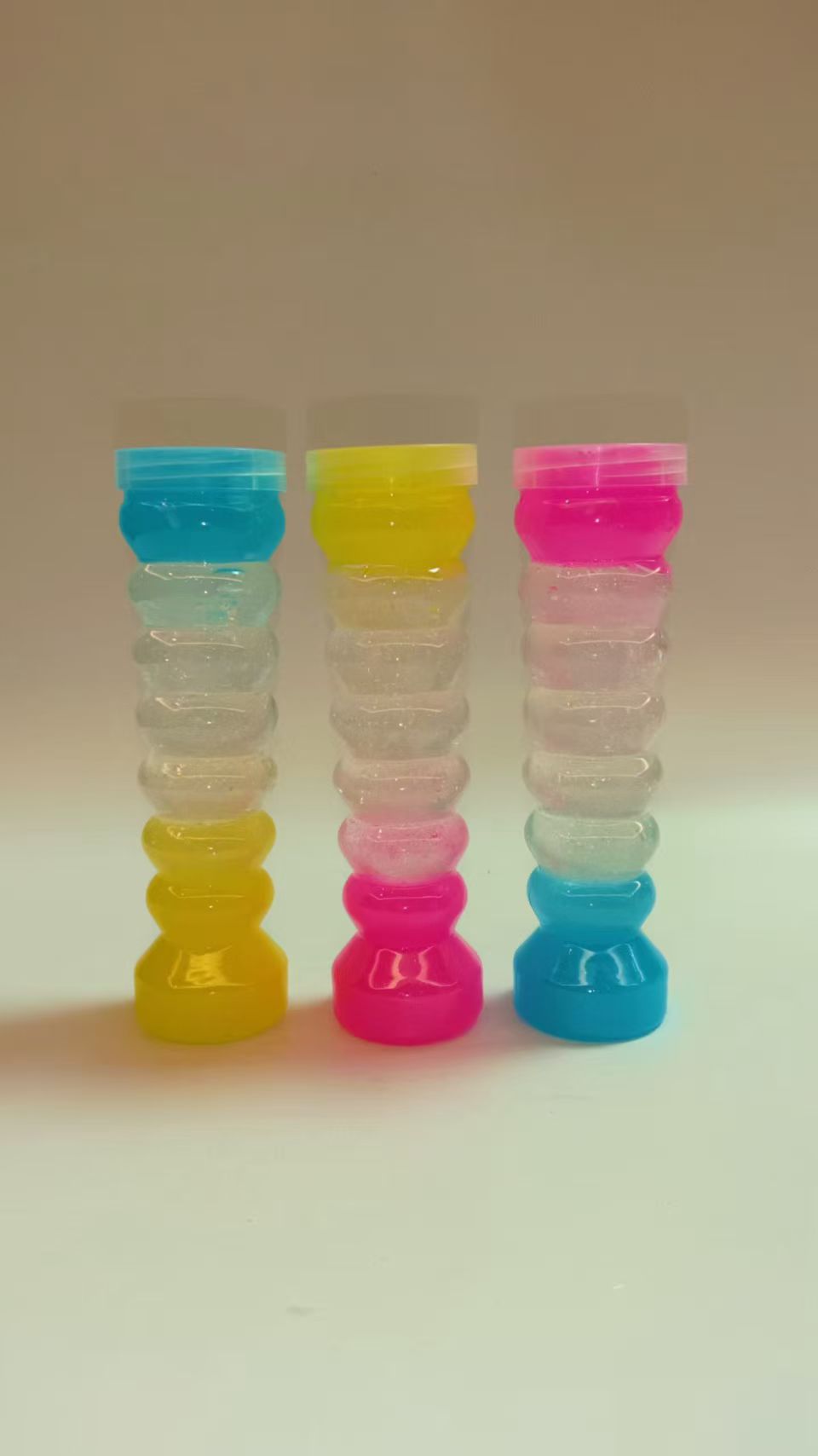 解压/捏捏/捏捏乐/尖叫鸡/钥匙扣儿童玩具白底实物图