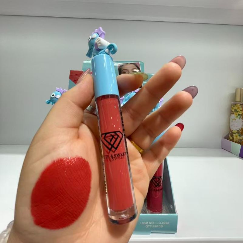 跨境 工厂店铺直销  新品  唇部彩妆  唇釉  滋润不拔干 设计独特可爱 详情7