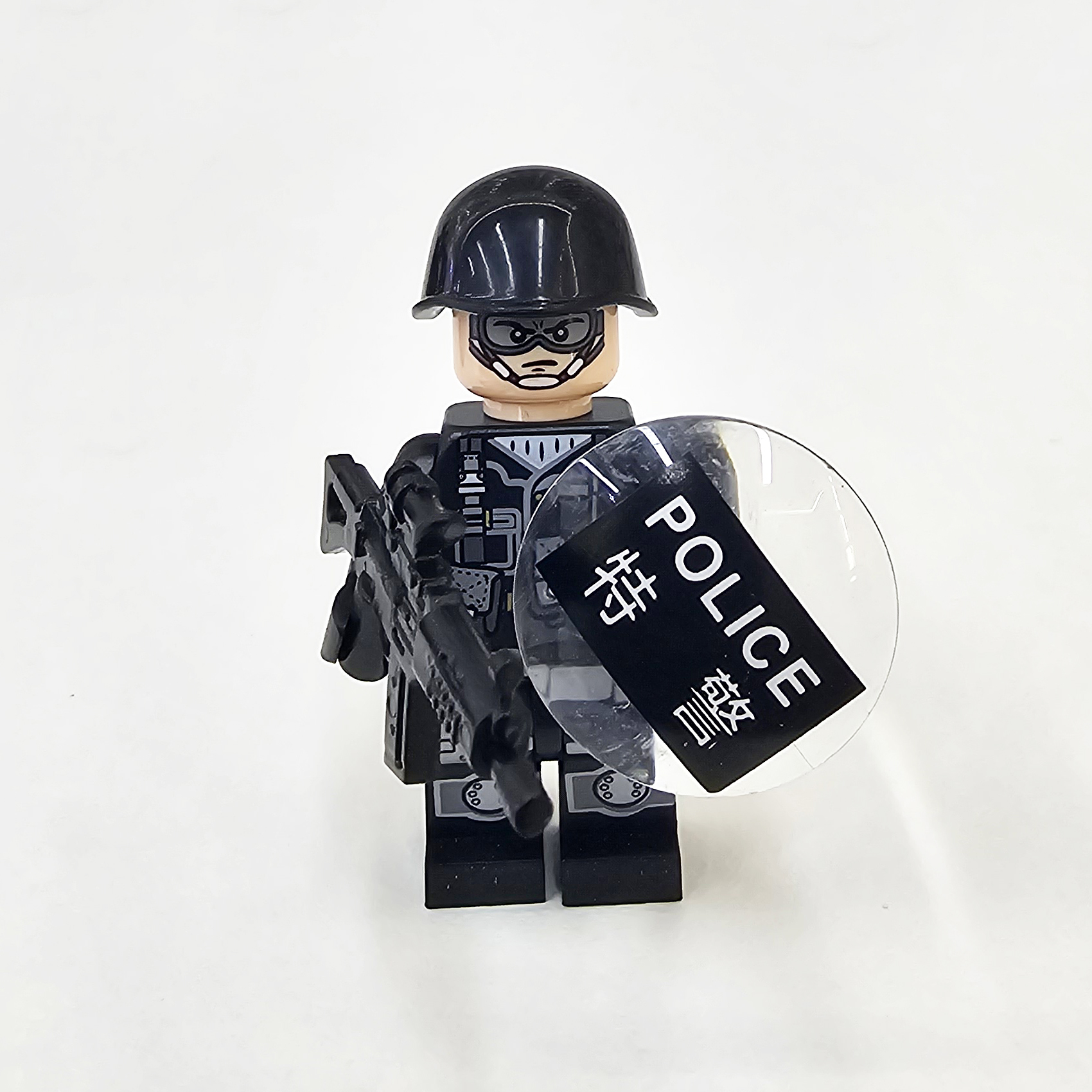 Ghost Police Minifigure building blocks compatible with LEGO children's educational toys, factory export batch with weapons, 1 yuan for 20 pieces Specification drawing