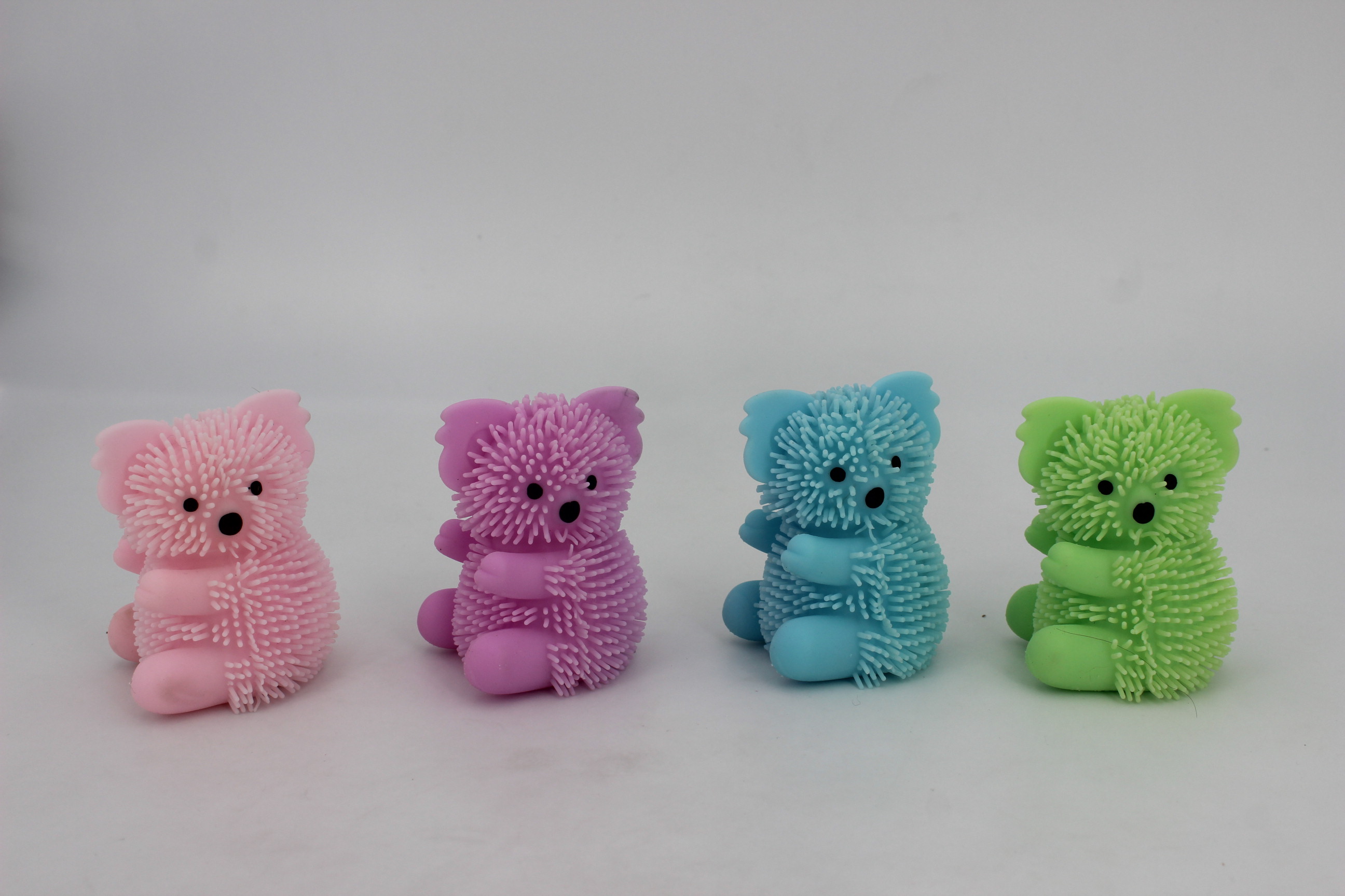 Little Koala, a best-selling toy for squeezing kids, is sold directly from the factory