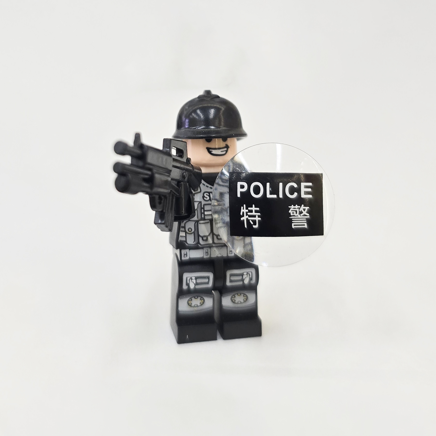 Ghost Police Minifigure building blocks compatible with LEGO children's educational toys, factory export batch with weapons, 1 yuan for 20 pieces Item Picture