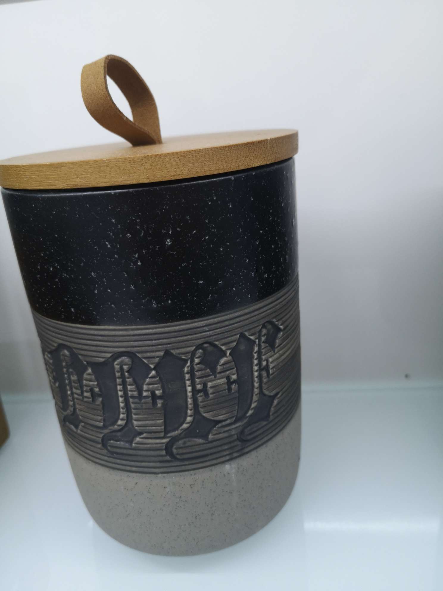 陶瓷工艺品实物图