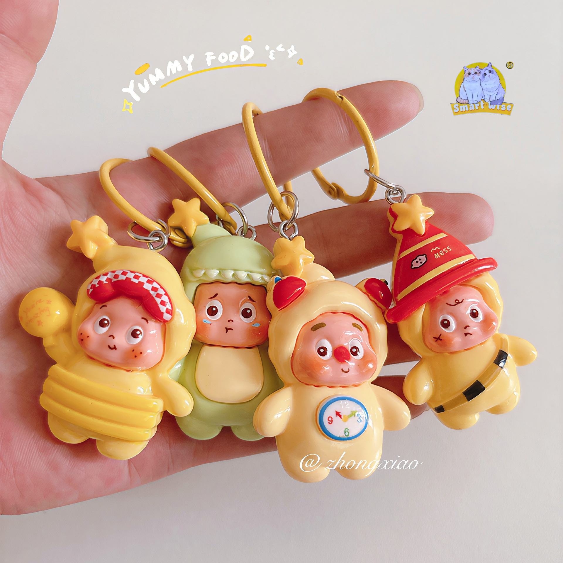 Cute large cartoon star character keychain pendant, creative bag pendant, backpack accessory, best friend and couple gift details Picture