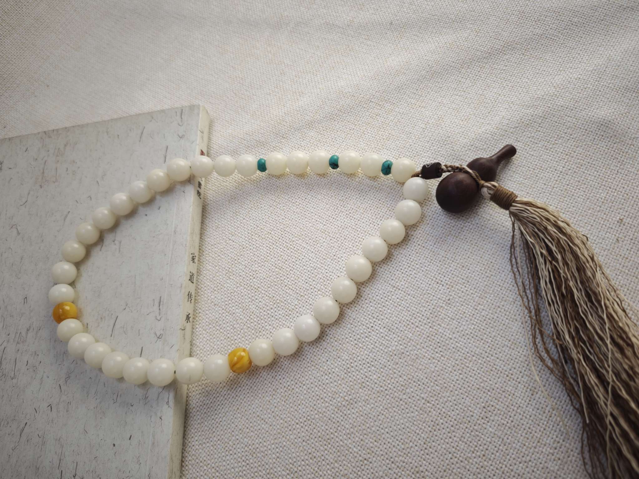 Handmade DIY scattered and strung beads jewelry accessories, pearl letter beads, wooden beads, multi-color beads material package detail image 3