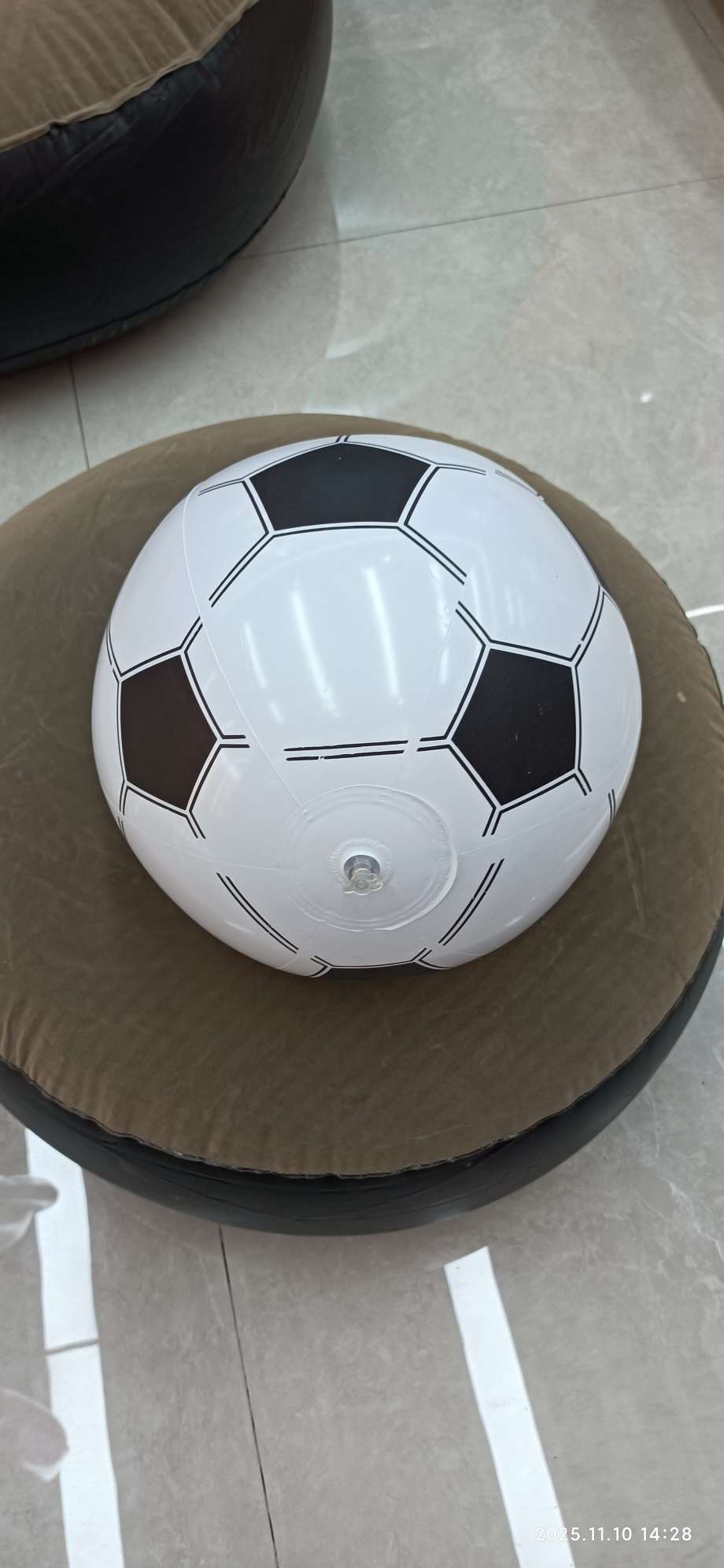 卡通气模玩具实物图